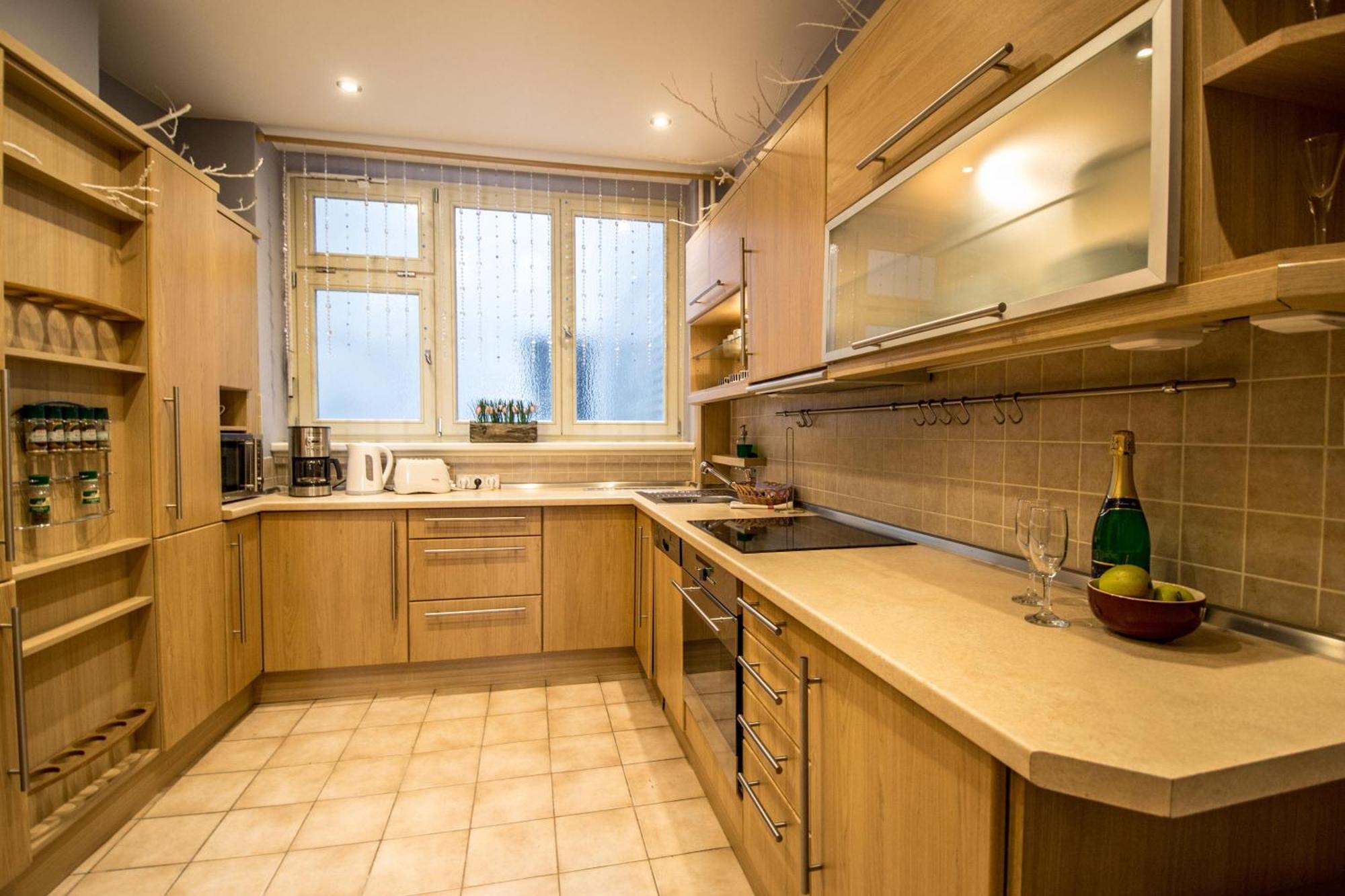 Main Prague Square Apartments Sauna And Fireplace Екстер'єр фото