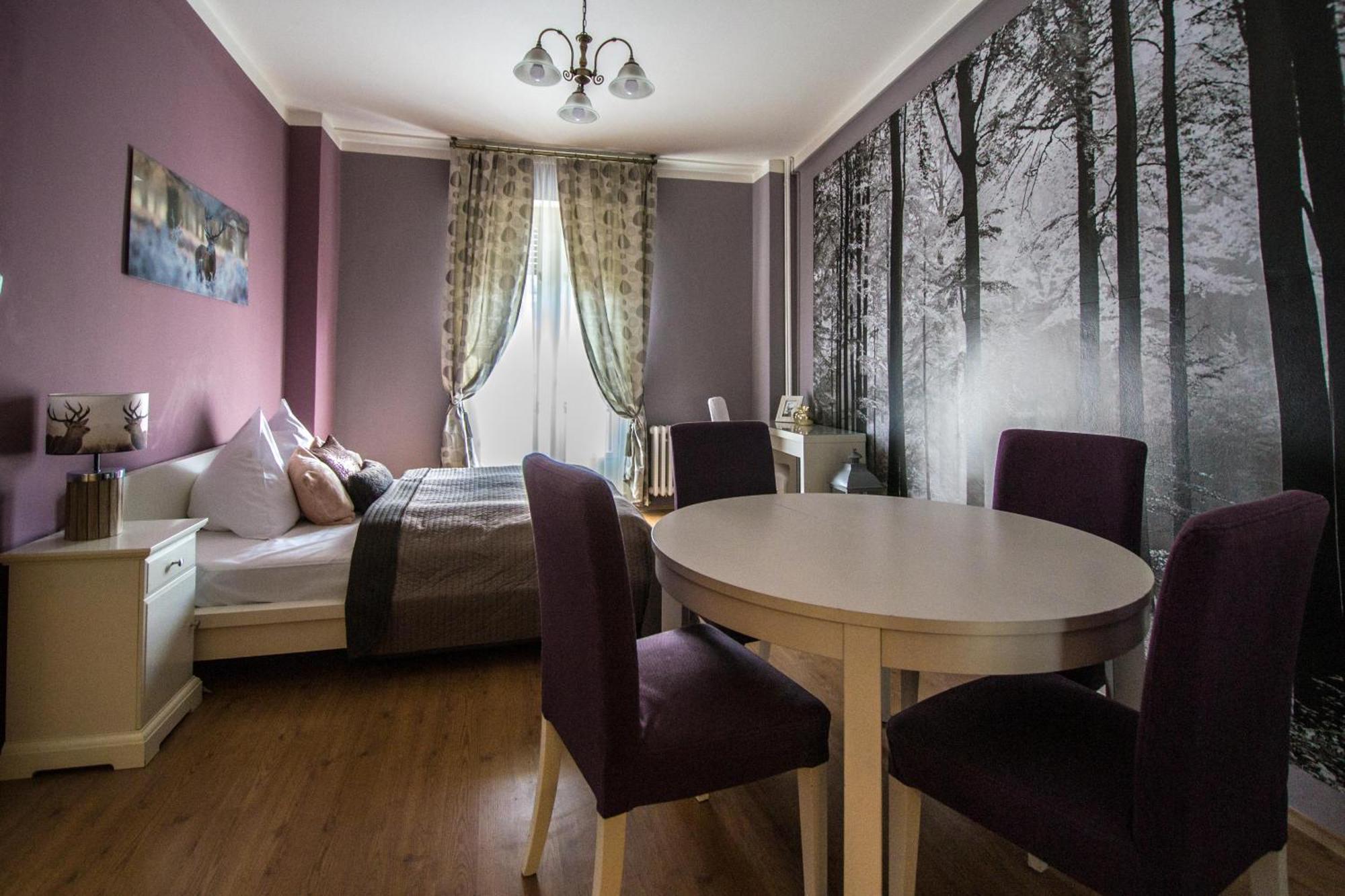 Main Prague Square Apartments Sauna And Fireplace Екстер'єр фото
