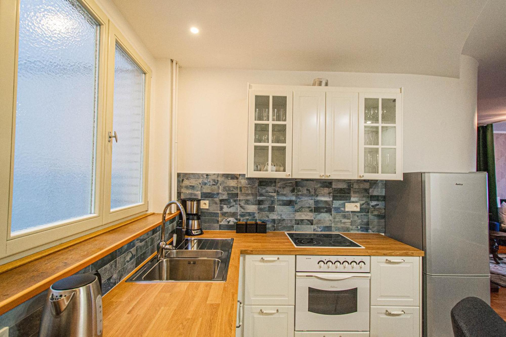 Main Prague Square Apartments Sauna And Fireplace Екстер'єр фото