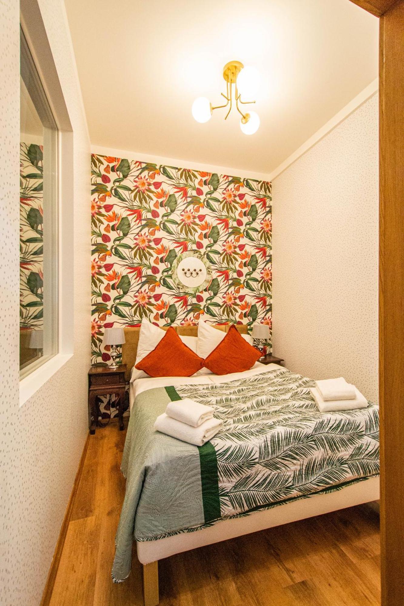 Main Prague Square Apartments Sauna And Fireplace Екстер'єр фото